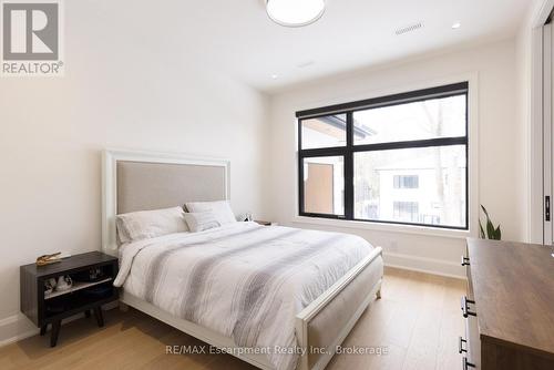 540 Patricia Drive, Oakville (Wo West), ON - Indoor Photo Showing Bedroom
