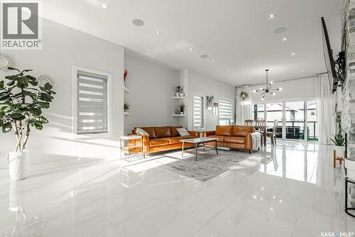 511 Burgess Crescent, Saskatoon, SK - Indoor