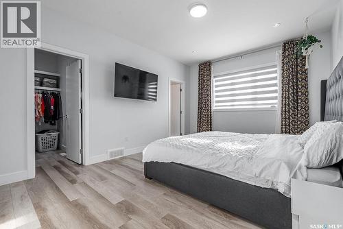 511 Burgess Crescent, Saskatoon, SK - Indoor Photo Showing Bedroom