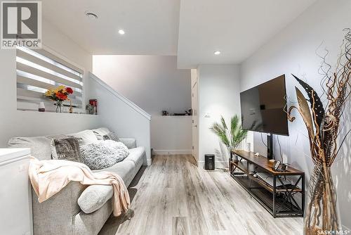 511 Burgess Crescent, Saskatoon, SK - Indoor