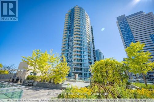 1101 - 18 HOLMES AVENUE  Toronto, ON M2N 0E1