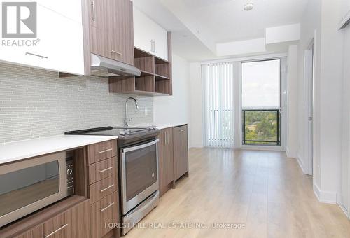1407 - 128 Fairview Mall Drive, Toronto, ON - Indoor Photo Showing Kitchen With Upgraded Kitchen