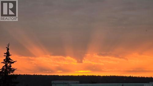 318 350 Island Hwy S  Campbell River, BC V9W 1A5