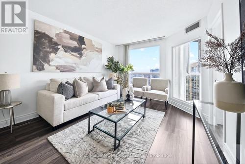 2002 - 5 Concorde Place, Toronto, ON - Indoor Photo Showing Living Room