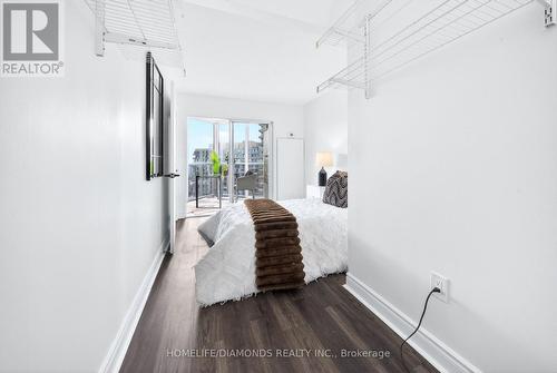 2002 - 5 Concorde Place, Toronto, ON - Indoor