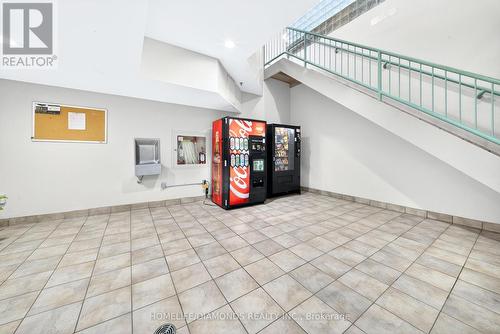 2002 - 5 Concorde Place, Toronto, ON - Indoor Photo Showing Other Room