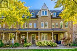 186 GATWICK DRIVE  Oakville, ON L6H 6N1