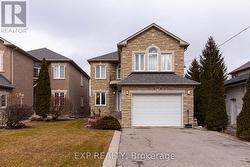 1357 ALEXANDRA AVENUE  Mississauga, ON L5E 2A8