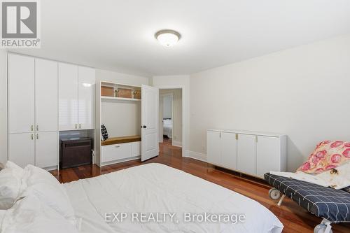 1357 Alexandra Avenue, Mississauga, ON - Indoor Photo Showing Bedroom