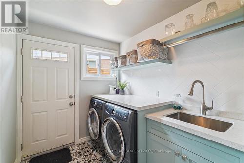510 Fenwick Place, Burlington, ON - Indoor Photo Showing Laundry Room