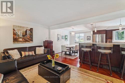 510 Fenwick Place, Burlington, ON - Indoor Photo Showing Living Room