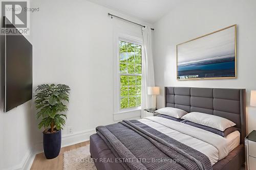 175 Macnab Street N, Hamilton, ON - Indoor Photo Showing Bedroom
