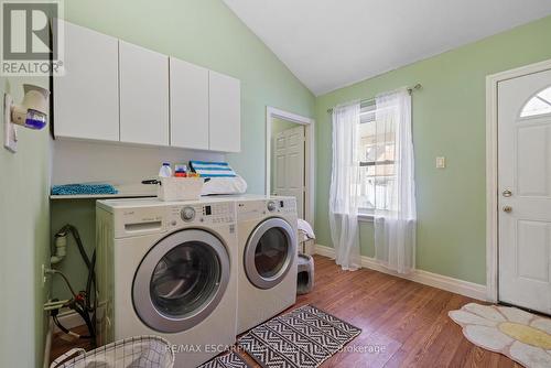 15 Dalhousie Avenue, Hamilton, ON - Indoor Photo Showing Laundry Room