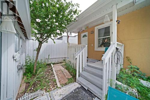 15 Dalhousie Avenue, Hamilton, ON - Outdoor With Exterior