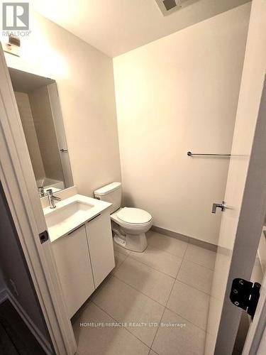 406 - 3071 Trafalgar Road, Oakville, ON - Indoor Photo Showing Bathroom