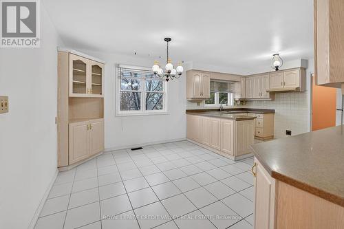 1929 Fieldgate Drive, Burlington, ON - Indoor Photo Showing Kitchen