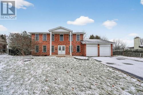 1929 Fieldgate Drive, Burlington, ON - Outdoor
