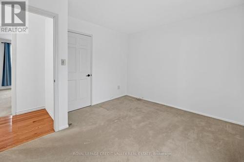 1929 Fieldgate Drive, Burlington, ON - Indoor Photo Showing Other Room