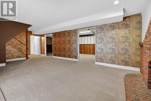 1929 Fieldgate Drive, Burlington, ON - Indoor Photo Showing Other Room