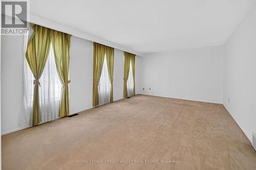 1929 Fieldgate Drive, Burlington, ON - Indoor Photo Showing Other Room