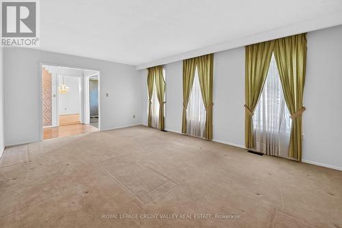 1929 Fieldgate Drive, Burlington, ON - Indoor Photo Showing Other Room