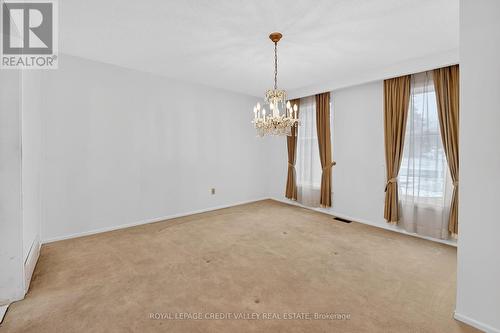 1929 Fieldgate Drive, Burlington, ON - Indoor Photo Showing Other Room