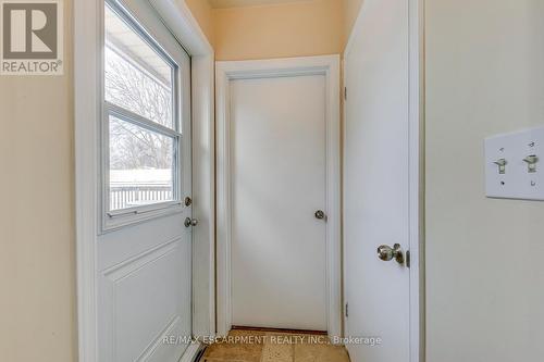 80 Lower Horning Road, Hamilton, ON - Indoor Photo Showing Other Room