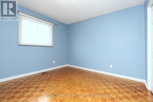 1086 Hedge Drive, Mississauga, ON - Indoor Photo Showing Other Room