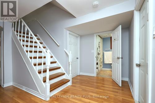 1086 Hedge Drive, Mississauga, ON - Indoor Photo Showing Other Room