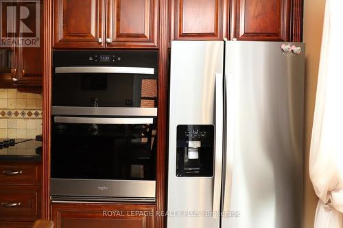 1086 Hedge Drive, Mississauga, ON - Indoor