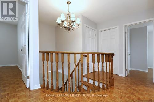 1086 Hedge Drive, Mississauga, ON - Indoor Photo Showing Other Room