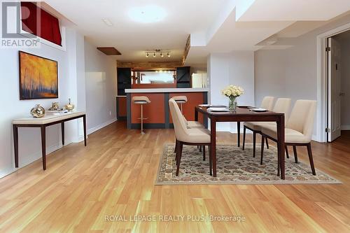 1086 Hedge Drive, Mississauga, ON - Indoor Photo Showing Dining Room