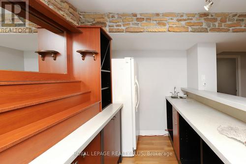 1086 Hedge Drive, Mississauga, ON - Indoor Photo Showing Other Room