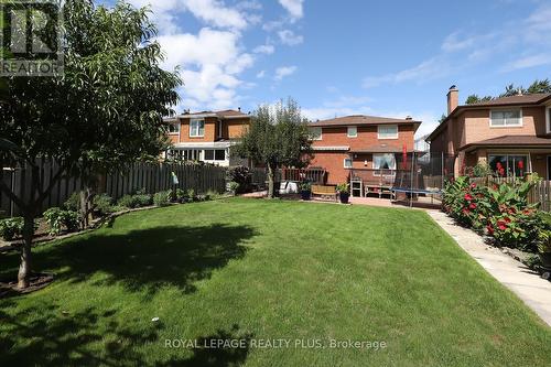 1086 Hedge Drive, Mississauga, ON - Outdoor
