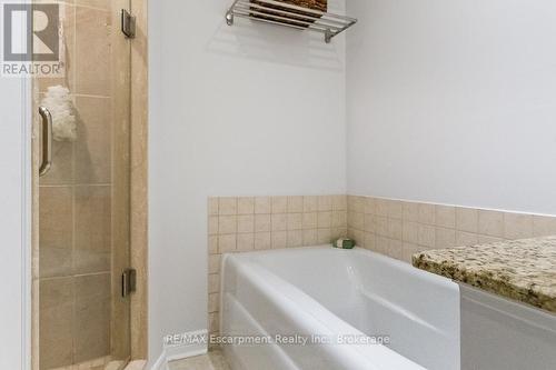 68 Glenmanor Drive N, Oakville (Co Central), ON - Indoor Photo Showing Bathroom