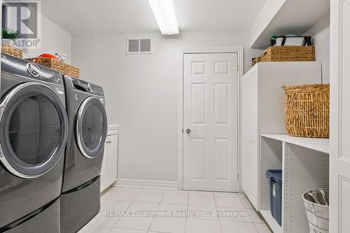 68 Glenmanor Drive N, Oakville (Co Central), ON - Indoor Photo Showing Laundry Room