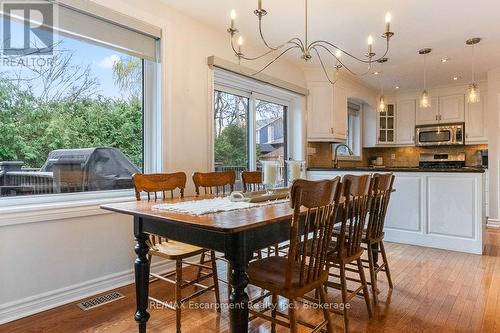 68 Glenmanor Drive N, Oakville (Co Central), ON - Indoor Photo Showing Dining Room