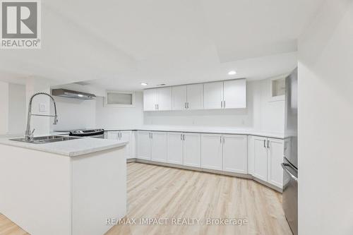 1871 Brookshire Square, Pickering (Liverpool), ON - Indoor Photo Showing Kitchen