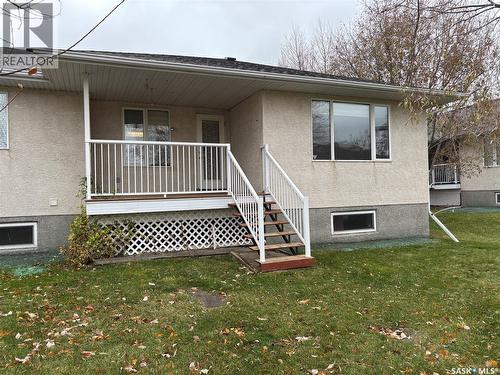 812 15Th Avenue, Regina, SK - Outdoor With Deck Patio Veranda