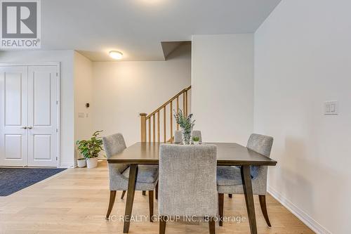 3219 Crystal Drive, Oakville, ON - Indoor Photo Showing Dining Room