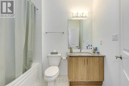 3219 Crystal Drive, Oakville, ON - Indoor Photo Showing Bathroom