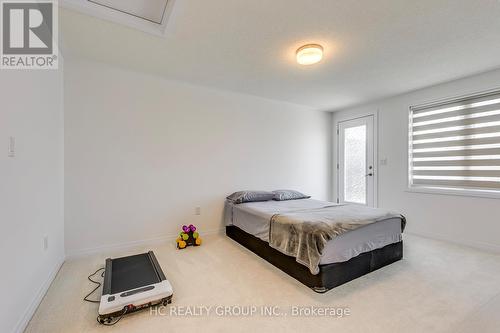 3219 Crystal Drive, Oakville, ON - Indoor Photo Showing Bedroom