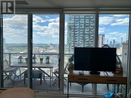 2609 - 75 Queens Wharf Road, Toronto, ON - Indoor