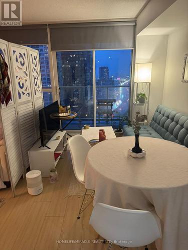 2609 - 75 Queens Wharf Road, Toronto, ON - Indoor