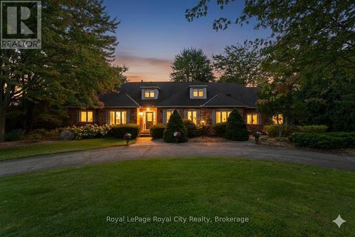55 Bridle Path, Puslinch, ON - Outdoor With Facade
