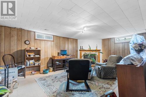 482 Castlegrove Boulevard, London North (North K), ON - Indoor