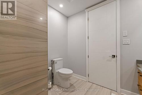 69 Donald Street, Ottawa, ON - Indoor Photo Showing Bathroom