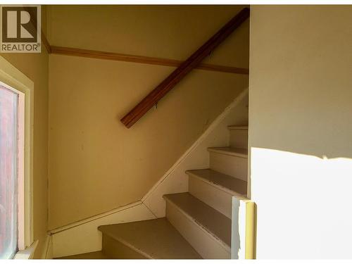 402 Cranbrook Street, Kimberley, BC - Indoor Photo Showing Other Room