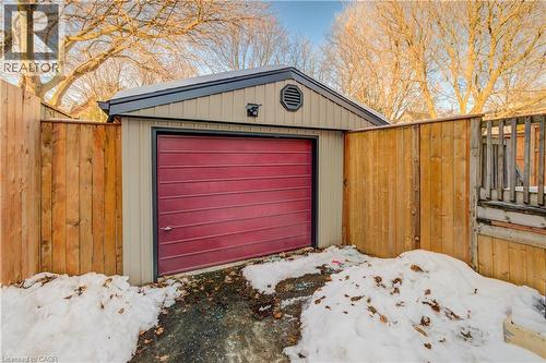 15 Troy Street, Kitchener, ON - Outdoor