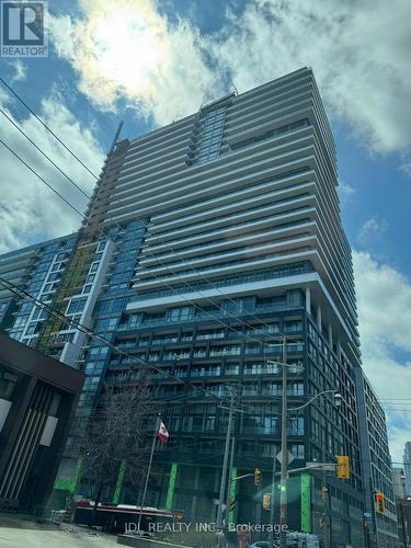 #2303 E - 70 Princess Street, Toronto, ON - Outdoor